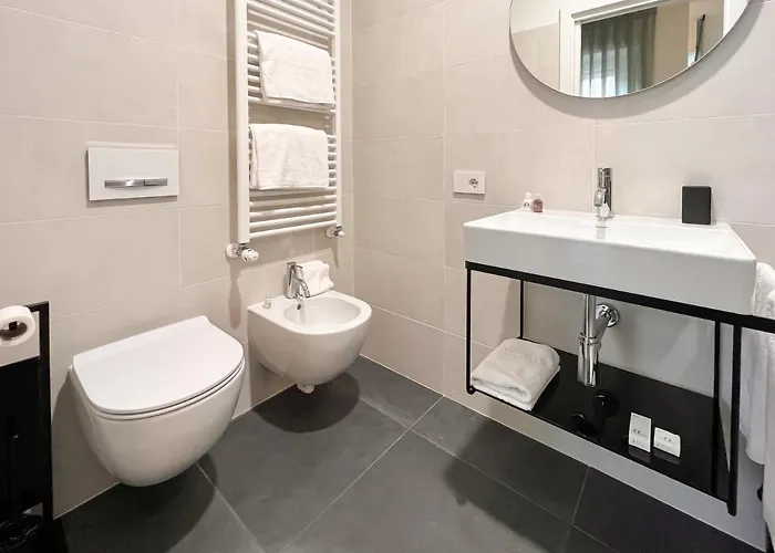 Casa Castelli - Self Check-in 3* Verona